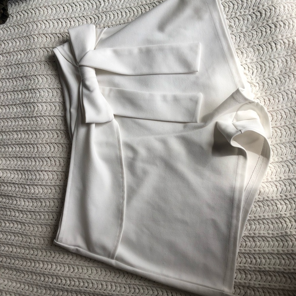 White bow tie shorts